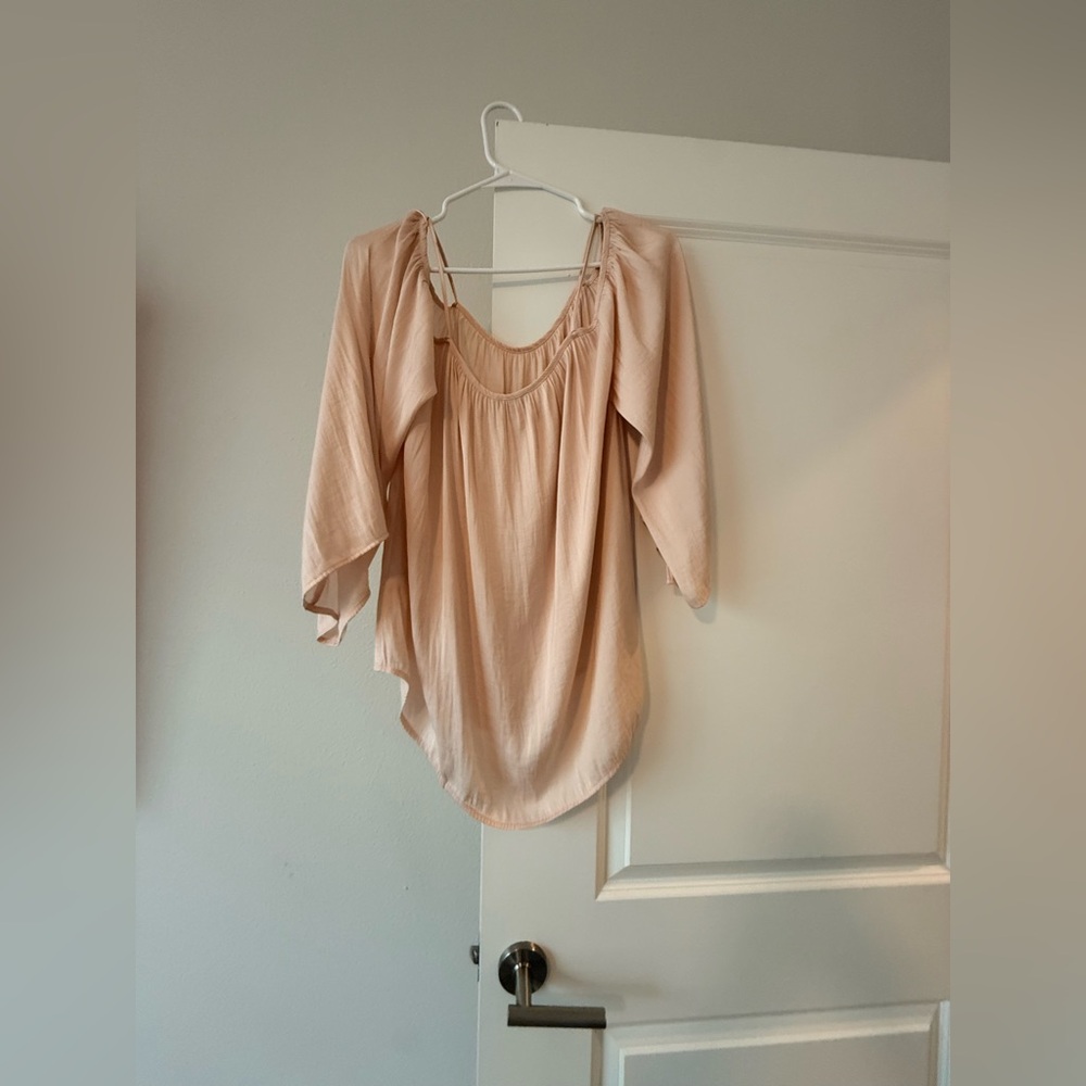 Vince Camuto Blush Scoop-Neck Peasant Top
